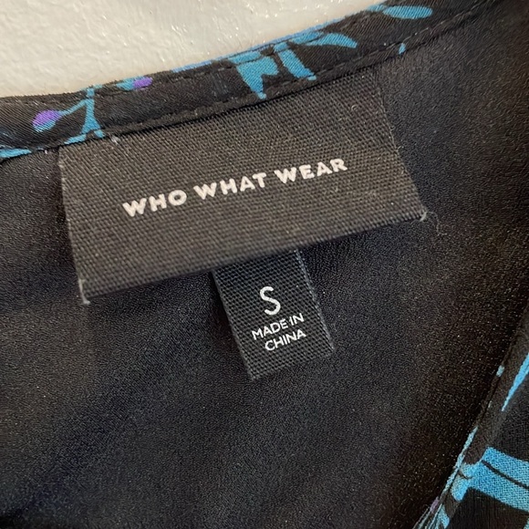 Who What Wear long sleeve lined asymmetrical dress size small - Picture 2 of 9